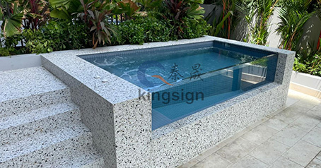 Piscine thermale.