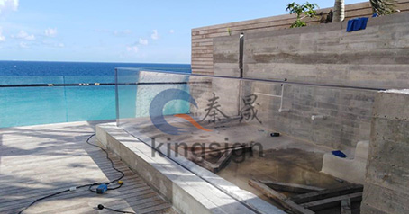 Piscine de la villa privée.