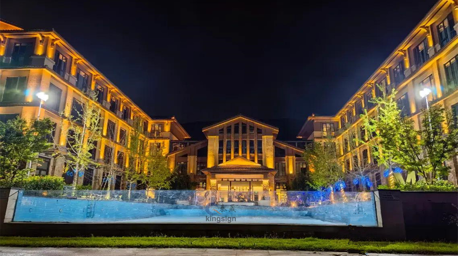 Panneau acrylique pour fenêtre de piscine de luxe